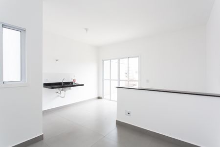 Casa à venda com 87m², 2 quartos e 2 vagas Casa à venda com 87m², 2 quartos e 2 vagasTerraço