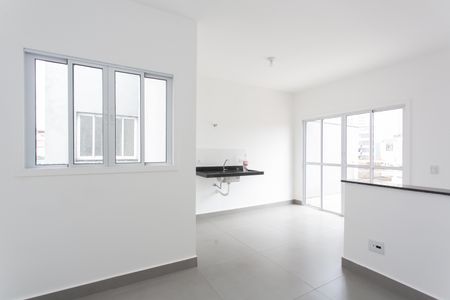 Casa à venda com 87m², 2 quartos e 2 vagas Casa à venda com 87m², 2 quartos e 2 vagasTerraço