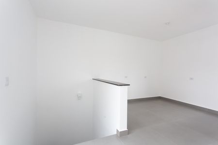 Casa à venda com 87m², 2 quartos e 2 vagas Casa à venda com 87m², 2 quartos e 2 vagasTerraço