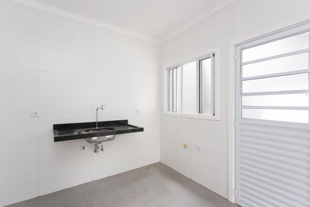 Casa à venda com 87m², 2 quartos e 2 vagas Casa à venda com 87m², 2 quartos e 2 vagasCozinha