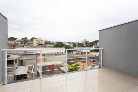 Casa à venda com 87m², 2 quartos e 2 vagas Casa à venda com 87m², 2 quartos e 2 vagasTerraço - Varanda