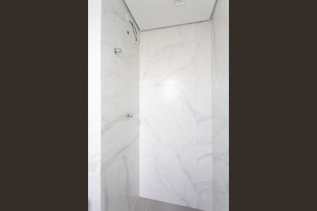 Casa à venda com 87m², 2 quartos e 2 vagas Casa à venda com 87m², 2 quartos e 2 vagasBanheiro da Suíte