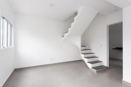 Casa à venda com 87m², 2 quartos e 2 vagas Casa à venda com 87m², 2 quartos e 2 vagasSala