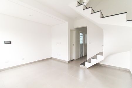 Apartamento à venda com 87m², 2 quartos e 2 vagas Apartamento à venda com 87m², 2 quartos e 2 vagasSala