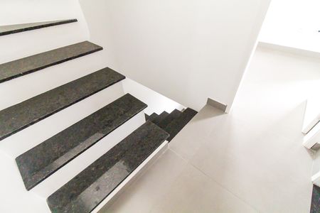 Apartamento à venda com 87m², 2 quartos e 2 vagas Apartamento à venda com 87m², 2 quartos e 2 vagasHall