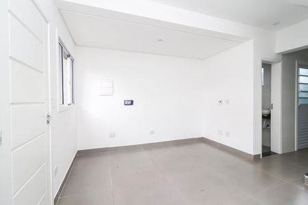 Casa de condomínio à venda com 87m², 2 quartos e 2 vagas Casa de condomínio à venda com 87m², 2 quartos e 2 vagasSala