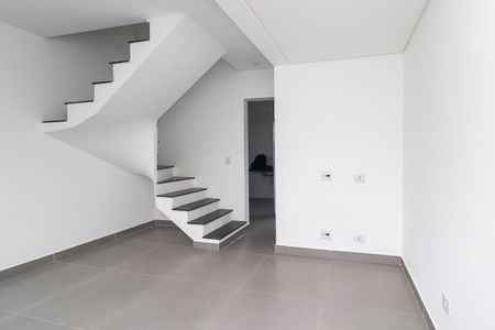 Casa de condomínio à venda com 87m², 2 quartos e 2 vagasSala