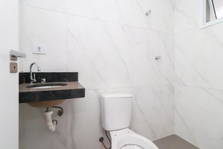 Casa de condomínio à venda com 87m², 2 quartos e 2 vagasBanheiro Social