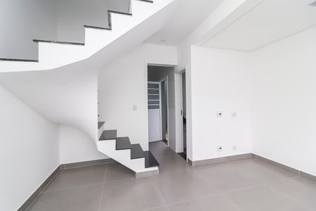 Casa de condomínio à venda com 87m², 2 quartos e 2 vagasSala