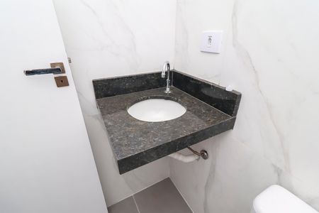 Casa de condomínio à venda com 87m², 2 quartos e 2 vagasBanheiro da Suíte