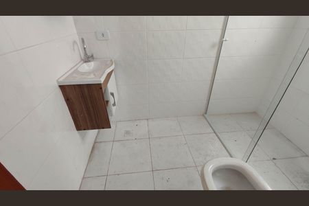 Casa para alugar com 90m², 2 quartos e sem vaga Casa para alugar com 90m², 2 quartos e sem vagaBanheiro da Suíte