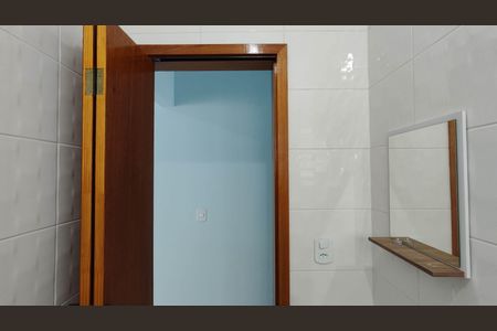 Casa para alugar com 90m², 2 quartos e sem vaga Casa para alugar com 90m², 2 quartos e sem vagaBanheiro social