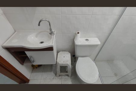 Casa para alugar com 90m², 2 quartos e sem vaga Casa para alugar com 90m², 2 quartos e sem vagaBanheiro social