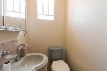 Casa de condomínio para alugar com 150m², 2 quartos e 1 vaga Casa de condomínio para alugar com 150m², 2 quartos e 1 vagaBanheiro da Suíte