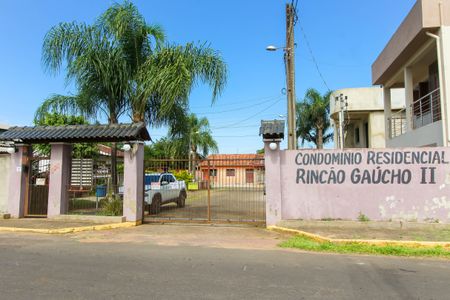 Casa de condomínio para alugar com 150m², 2 quartos e 1 vaga Casa de condomínio para alugar com 150m², 2 quartos e 1 vagaFachada