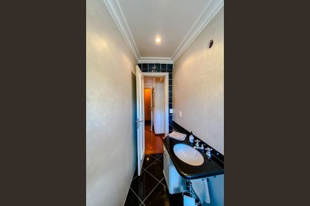 Apartamento à venda com 360m², 4 quartos e 6 vagasBanheiro da Suíte 2