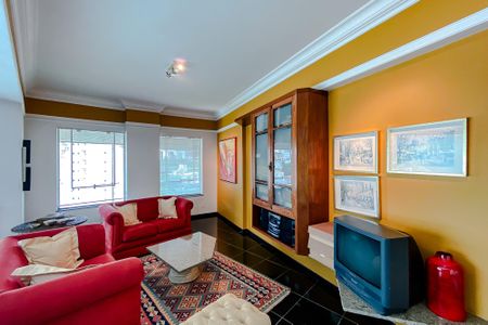 Apartamento à venda com 360m², 4 quartos e 6 vagasSala de TV