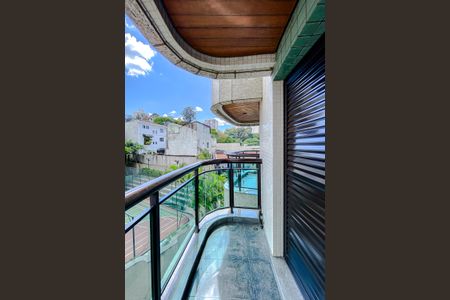 Apartamento à venda com 360m², 4 quartos e 6 vagasVaranda do Escritório