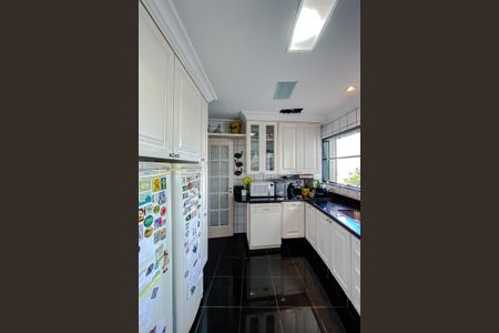 Apartamento à venda com 360m², 4 quartos e 6 vagasCozinha