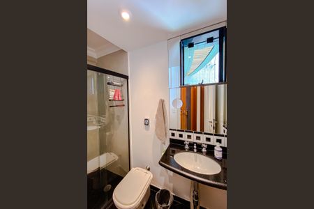 Apartamento à venda com 360m², 4 quartos e 6 vagasBanheiro