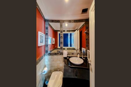 Apartamento à venda com 360m², 4 quartos e 6 vagasLavabo