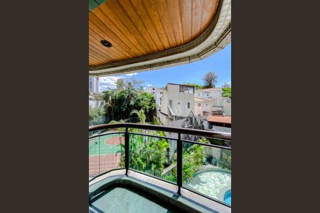 Apartamento à venda com 360m², 4 quartos e 6 vagasVaranda da Suíte 2