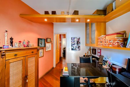 Apartamento à venda com 360m², 4 quartos e 6 vagasEscritório