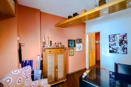 Apartamento à venda com 360m², 4 quartos e 6 vagasEscritório