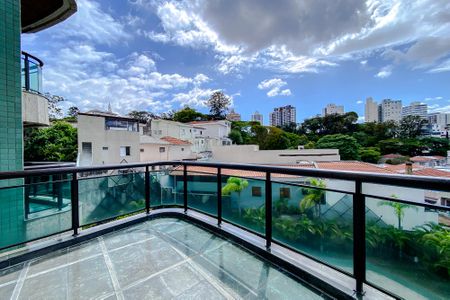 Apartamento à venda com 360m², 4 quartos e 6 vagasVaranda da Sala