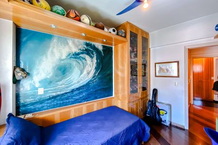 Apartamento à venda com 360m², 4 quartos e 6 vagasQuarto 2 - Suíte