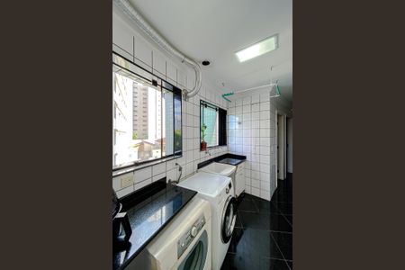 Apartamento à venda com 360m², 4 quartos e 6 vagasÁrea de Serviço