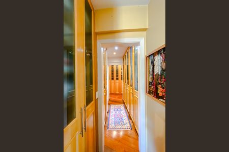 Apartamento à venda com 360m², 4 quartos e 6 vagasQuarto 1 - Suíte