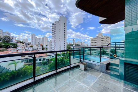 Apartamento à venda com 360m², 4 quartos e 6 vagasVaranda da Sala