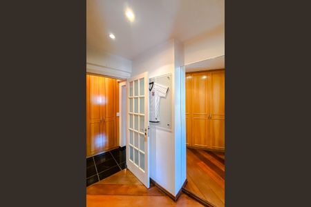 Apartamento à venda com 360m², 4 quartos e 6 vagasSuíte 1