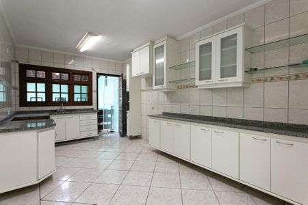 Casa para alugar com 250m², 3 quartos e 5 vagasCozinha