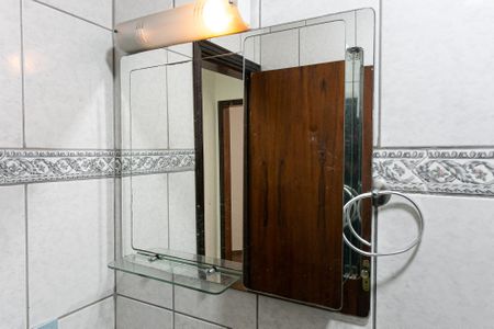 Casa para alugar com 250m², 3 quartos e 5 vagasBanheiro