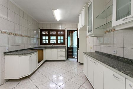 Casa para alugar com 250m², 3 quartos e 5 vagasCozinha