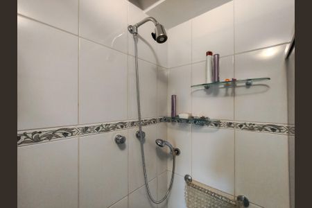 Apartamento à venda com 67m², 2 quartos e 1 vaga Apartamento à venda com 67m², 2 quartos e 1 vagaBanheiro Corredor