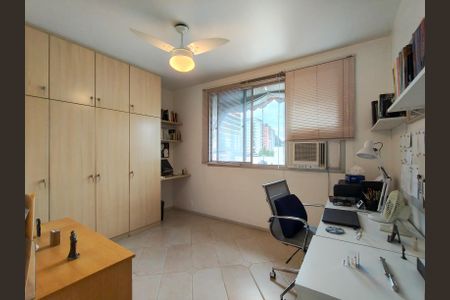 Quarto 1 de apartamento à venda com 2 quartos, 67m² em Tijuca, Rio de Janeiro