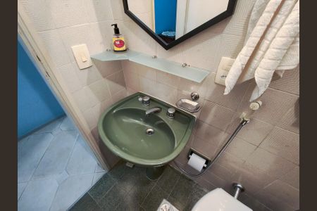 Apartamento à venda com 67m², 2 quartos e 1 vaga Apartamento à venda com 67m², 2 quartos e 1 vagaBanheiro Corredor