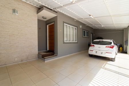 Casa à venda com 201m², 3 quartos e 2 vagasGaragem