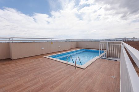 Apartamento para alugar com 61m², 2 quartos e 1 vaga Apartamento para alugar com 61m², 2 quartos e 1 vagaÁrea comum - Piscina