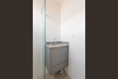 Apartamento para alugar com 61m², 2 quartos e 1 vaga Apartamento para alugar com 61m², 2 quartos e 1 vagaBanheiro Corredor