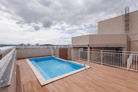 Apartamento para alugar com 61m², 2 quartos e 1 vaga Apartamento para alugar com 61m², 2 quartos e 1 vagaÁrea comum - Piscina