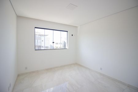 Casa à venda com 120m², 3 quartos e 3 vagasQuarto Suíte