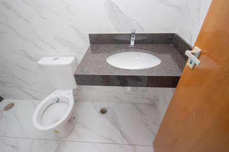 Casa à venda com 120m², 3 quartos e 3 vagasBanheiro Social