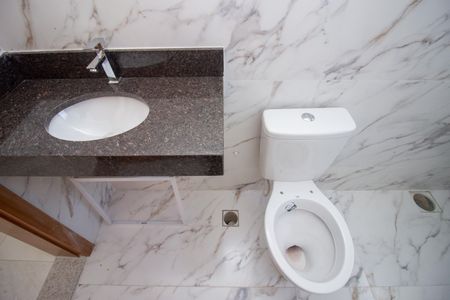 Casa à venda com 120m², 3 quartos e 3 vagasBanheiro da Suíte