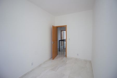 Casa à venda com 120m², 3 quartos e 3 vagasQuarto 2