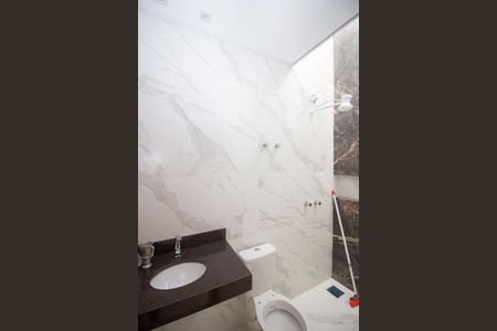 Casa à venda com 120m², 3 quartos e 3 vagasBanheiro Social