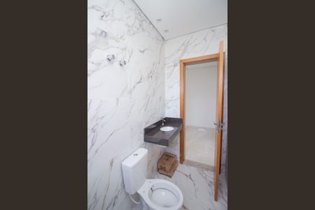 Casa à venda com 120m², 3 quartos e 3 vagasBanheiro da Suíte